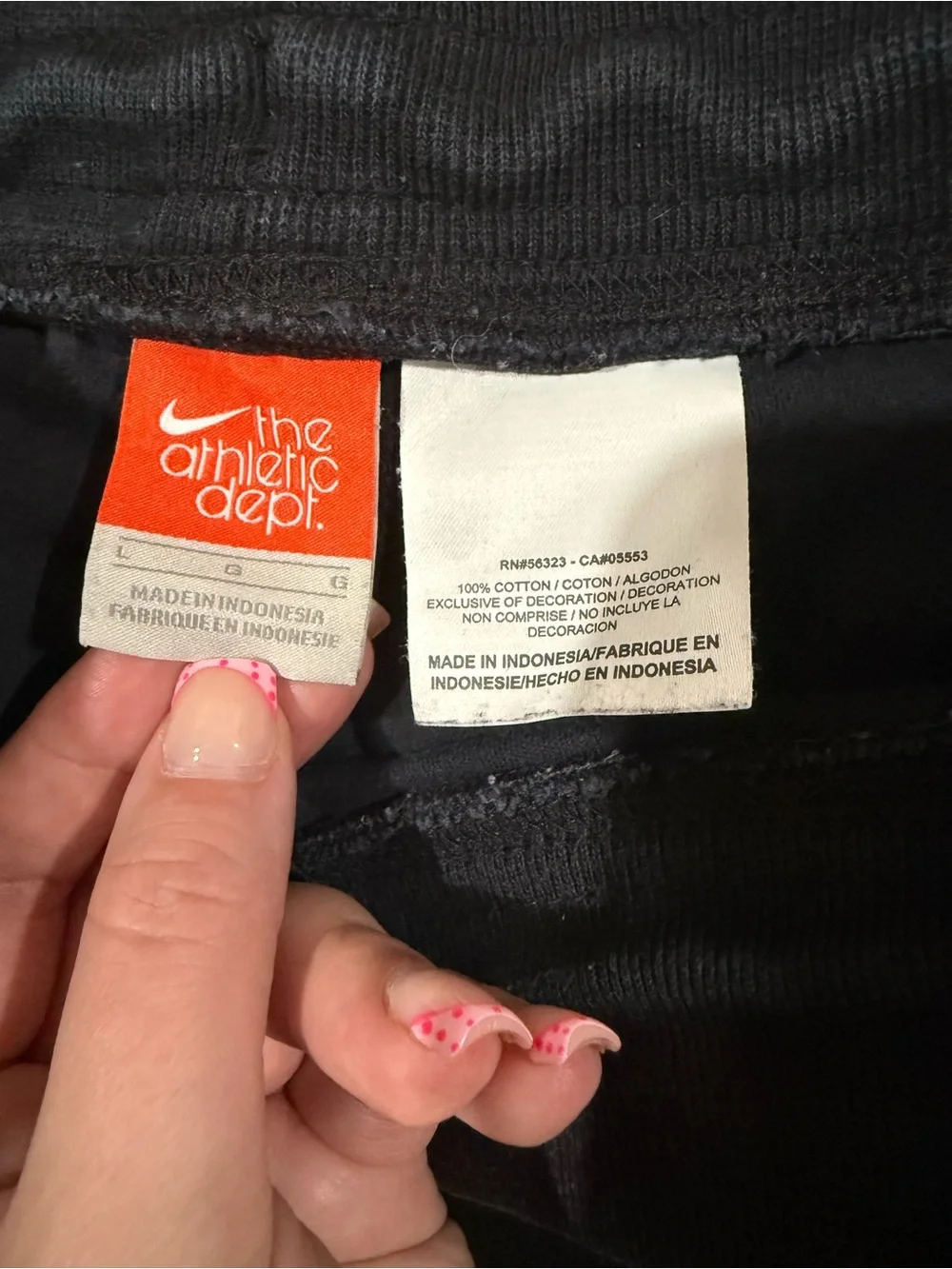 Y2K Women’s Nike Black Athletic Pants with Side Stripe